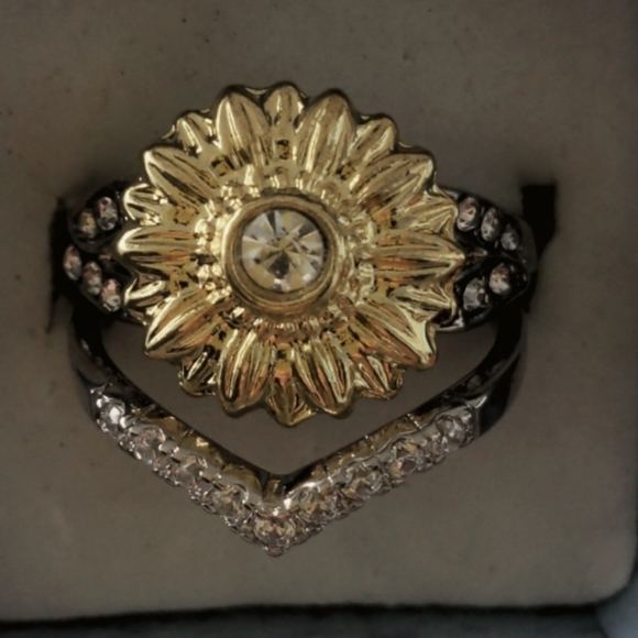 Sunflower 2 piece ring set - Picture 3 of 6